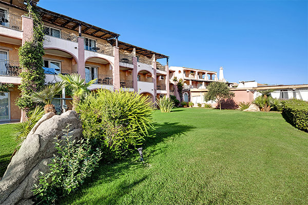 GRAND HOTEL IN PORTO CERVO 4*S - Arzachena (OT) Elegante 4*S in Costa Smeralda