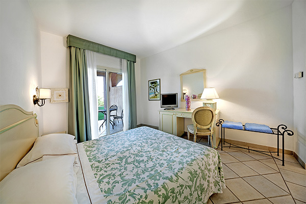 GRAND HOTEL IN PORTO CERVO 4*S - Arzachena (OT) Elegante 4*S in Costa Smeralda