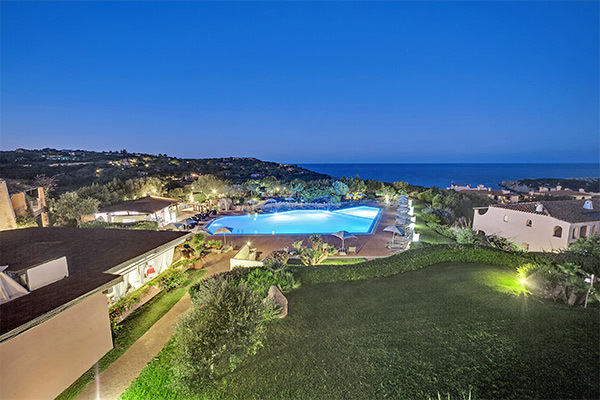 GRAND HOTEL IN PORTO CERVO 4*S - Arzachena (OT) Elegante 4*S in Costa Smeralda