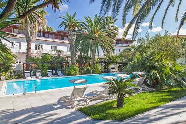 HOTEL BARRACUDA - Campo nell'Elba Vicino a una delle spiagge più belle dell'Elba