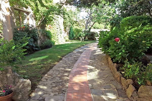 HOTEL VALDIOLA 3* - Arzachena (OT) Accogliente hotel 3* in Costa Smeralda