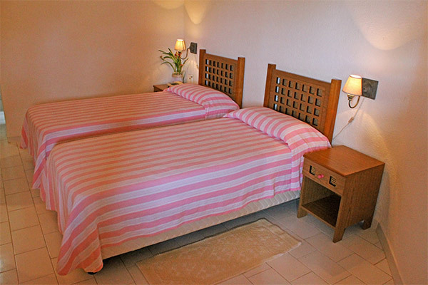 HOTEL VALDIOLA 3* - Arzachena (OT) Accogliente hotel 3* in Costa Smeralda
