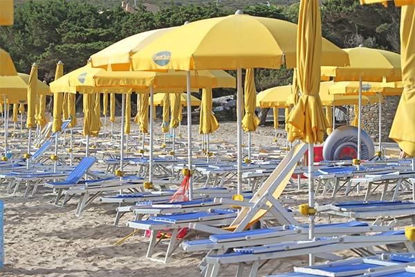 CLUB ESSE SPORTING 4* - Stintino (SS) - spiaggia Immerso nella natura, a 600 metri dalla spiaggia - spiaggia