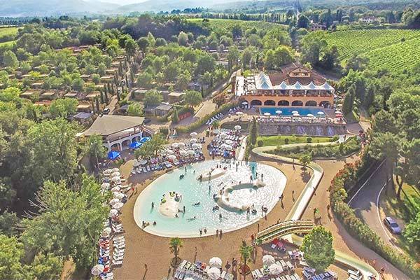 HAPPY CAMP NORCENNI GIRASOLE CLUB 4* - Figline Valdarno (FI) Nella splendida cornice del Chianti