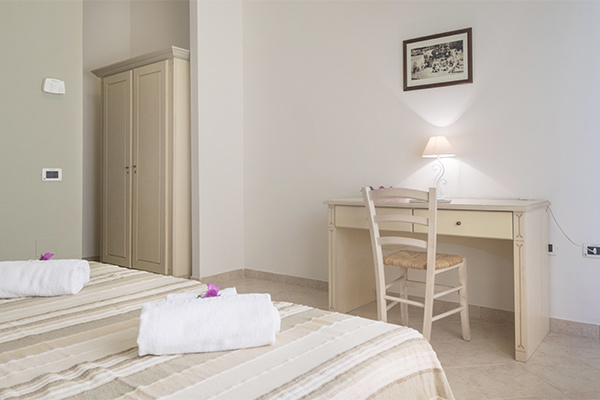 HOTEL & HOSTEL ARGENTIERA INN 3* - Sassari (SS) Prezzi imbattibili