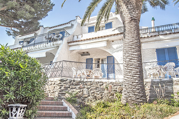 VILLAGGIO TURISTICO INNAMORATA 3* - Capoliveri (LI) Libertà in appartamento con servizi di un hotel