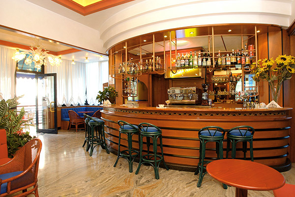 HOTEL BRIONI 4* - Jesolo (VE) Ottima posizione, spiaggia inclusa