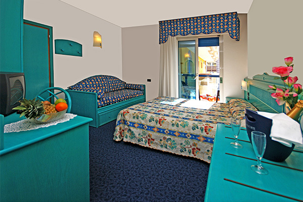 HOTEL BRIONI 4* - Jesolo (VE) Ottima posizione, spiaggia inclusa