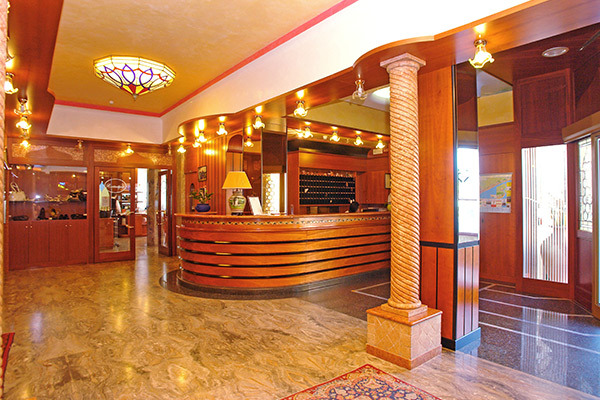 HOTEL BRIONI 4* - Jesolo (VE) Ottima posizione, spiaggia inclusa