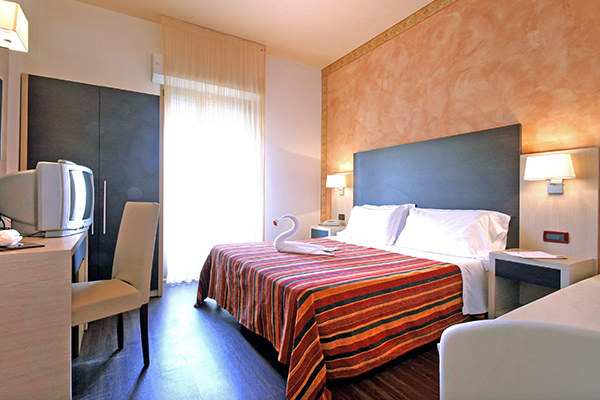 PARK HOTEL SERENA 3* - Viserbella di Rimini (RN) Ottima cucina, relax e divertimento