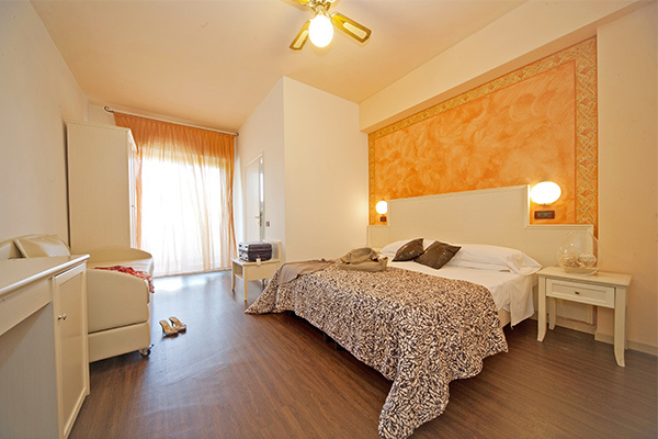 PARK HOTEL SERENA 3* - Viserbella di Rimini (RN) Ottima cucina, relax e divertimento