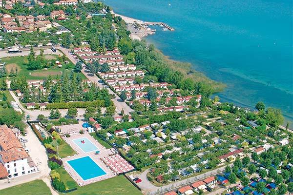 CAMPING SAN BENEDETTO VECCHIO MULINO 4* - Peschiera del Garda (VR) Soggiorno in riva al lago, con ingresso al Parco Natura Viva