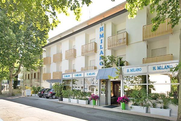 HOTEL MILANO 3* - Gatteo a Mare (FC) A 250 metri dal mare