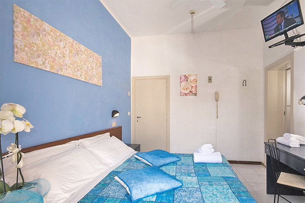 HOTEL MILANO 3* - Gatteo a Mare (FC) A 250 metri dal mare