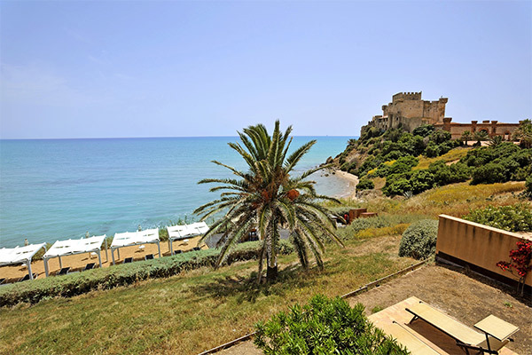 NICOLAUS CLUB PRIME FALCONARA RESORT 4* - Butera (CL) Sulla costa meridionale della Sicilia