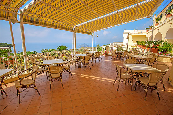 HOTEL TERME SAINT RAPHAEL 4* - Ischia (NA) Romantica vista panoramica