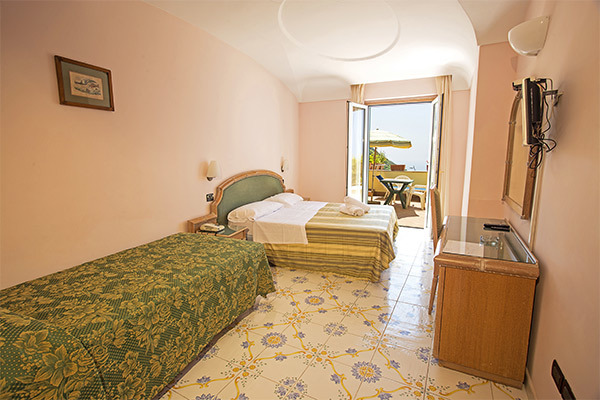 HOTEL TERME SAINT RAPHAEL 4* - Ischia (NA) Romantica vista panoramica