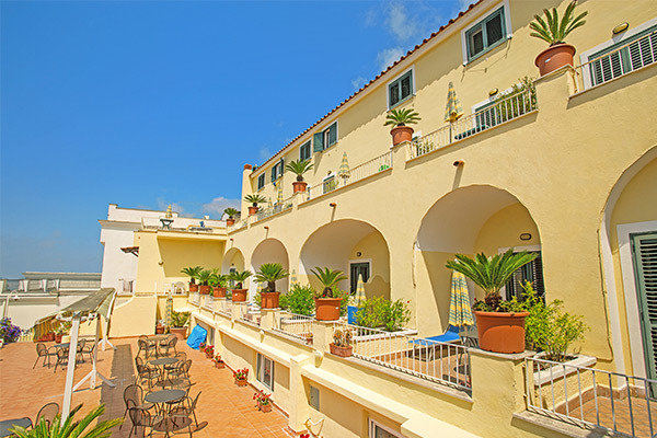 HOTEL TERME SAINT RAPHAEL 4* - Ischia (NA) Romantica vista panoramica