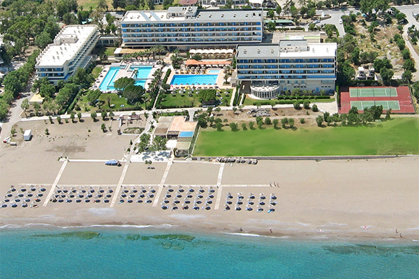 NICOLAUS CLUB BLUE SEA BEACH RESORT 4*S - Kalithea (Rodi - Grecia) Resort di qualità su una suggestiva spiagga