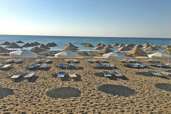 NICOLAUS CLUB BLUE SEA BEACH RESORT 4*S - Kalithea (Rodi - Grecia) Resort di qualità su una suggestiva spiagga