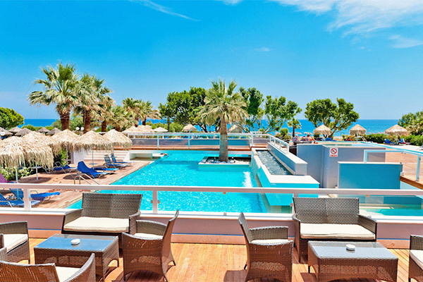 NICOLAUS CLUB BLUE SEA BEACH RESORT 4*S - Kalithea (Rodi - Grecia) Resort di qualità su una suggestiva spiagga