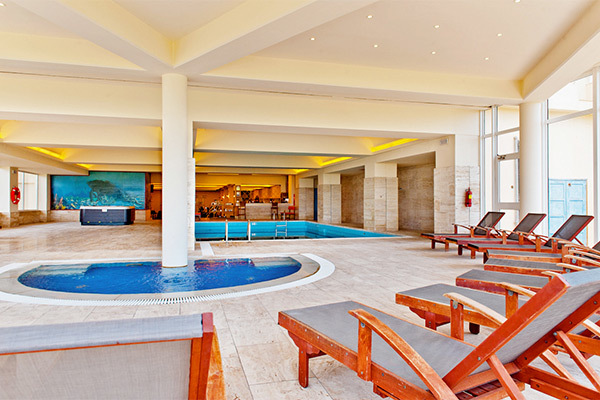 NICOLAUS CLUB BLUE SEA BEACH RESORT 4*S - Kalithea (Rodi - Grecia) Resort di qualità su una suggestiva spiagga