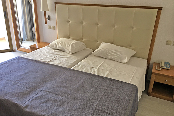 NICOLAUS CLUB BLUE SEA BEACH RESORT 4*S - Kalithea (Rodi - Grecia) Resort di qualità su una suggestiva spiagga