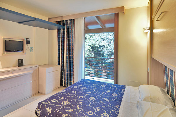 CANADO CLUB FAMILY VILLAGE 3* - Castagneto Carducci (LI) Tra la macchia mediterranea e il mare