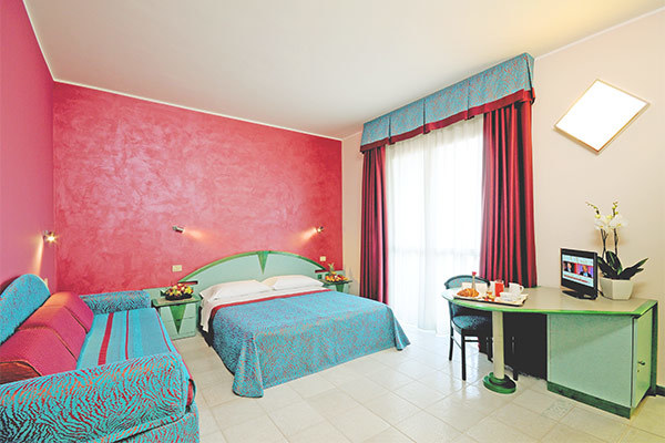 SERENA MAJESTIC HOTEL 4* - Montesilvano (PE) Direttamente sulla spiaggia