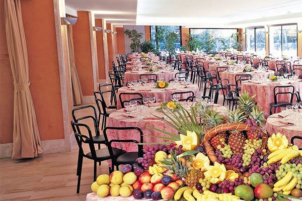 SERENA MAJESTIC HOTEL 4* - Montesilvano (PE) Direttamente sulla spiaggia