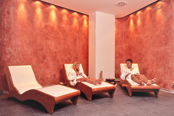 SERENA MAJESTIC HOTEL 4* - Montesilvano (PE) Direttamente sulla spiaggia