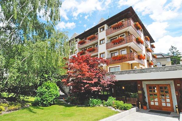 HOTEL REZIA 4* - Bormio (SO) Charme e benessere a due passi dalle Terme di Bormio