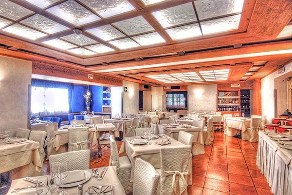 HOTEL REZIA 4* - Bormio (SO) Charme e benessere a due passi dalle Terme di Bormio