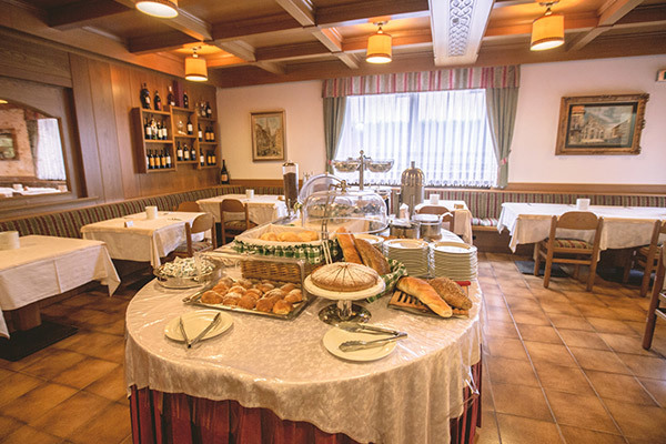 HOTEL DIMARO 3*S - Dimaro (TN) Family Hotel in Val di Sole