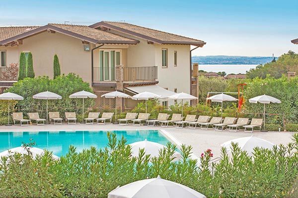 FALKENSTEINER LAKE GARDA 4* - Moniga del Garda (BS) Con piscina panoramica