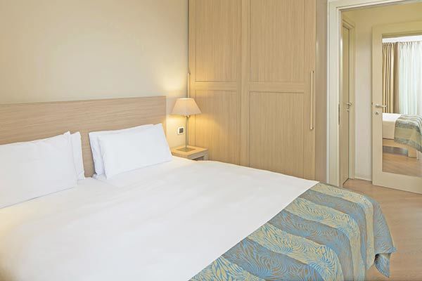 FALKENSTEINER LAKE GARDA 4* - Moniga del Garda (BS) Con piscina panoramica