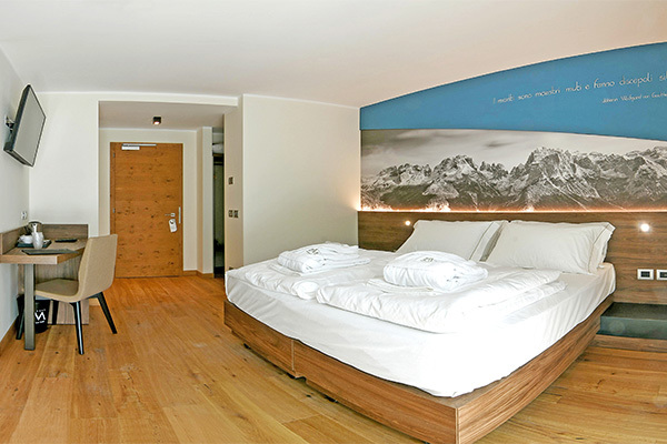 DOLOMEET BOUTIQUE HOTEL 4* - Pinzolo (TN) Hotel di charme nel cuore delle Dolomiti