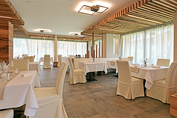 DOLOMEET BOUTIQUE HOTEL 4* - Pinzolo (TN) Hotel di charme nel cuore delle Dolomiti