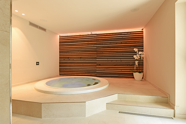 DOLOMEET BOUTIQUE HOTEL 4* - Pinzolo (TN) Hotel di charme nel cuore delle Dolomiti