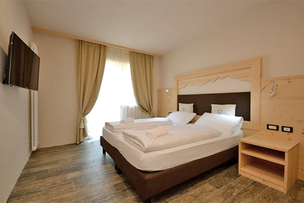 PARK HOTEL AVISIO 4* - Soraga (TN) Adatto per le famiglie, in centro