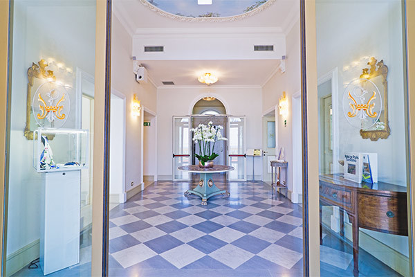 HOTEL DE PARIS 4* - Sanremo (IM) A pochi passi dal Casinò di Sanremo