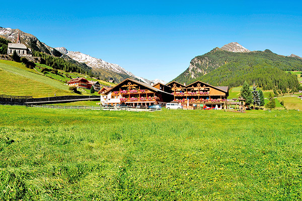 HOTEL BACHER 3* - Riva di Tures (BZ) Un'oasi di benessere tra le montagne