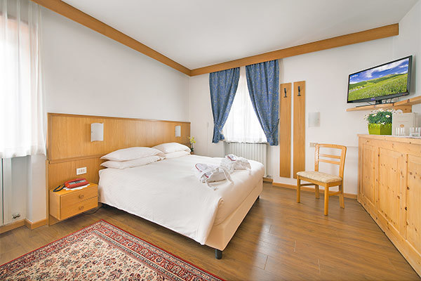 HOTEL LIVIGNO 3* - Livigno (SO) Tradizione e ospitalitA' a Livigno