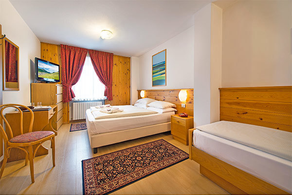 HOTEL LIVIGNO 3* - Livigno (SO) Tradizione e ospitalitA' a Livigno