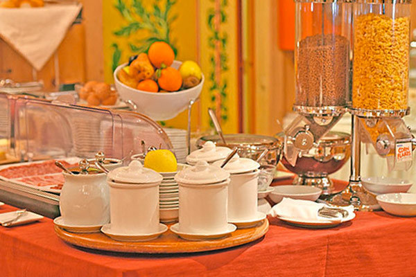 HOTEL LIVIGNO 3* - Livigno (SO) Tradizione e ospitalitA' a Livigno
