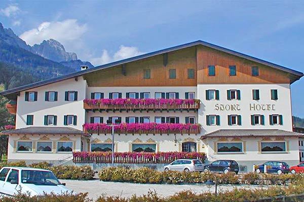 SPORT HOTEL PADOLA 3* - Comelico Superiore (BL) Immerso nella natura in Val Comelico