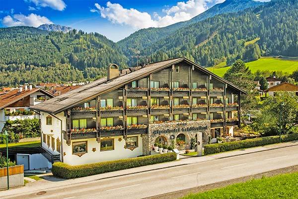 ALPINHOTEL SCHLÖSSLHOF 4* - Axams (Tirolo - Austria) Hotel di charme ad Axams