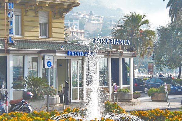 HOTEL ROSABIANCA 4* - Rapallo (GE) Elegante hotel sul lungomare di Rapallo