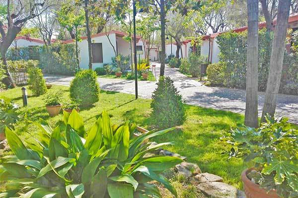 GIALPI FAMILY VILLAGE VELIA 3* - Casal Velino (SA) Immerso in 30.000 mq di verde, nel Cilento