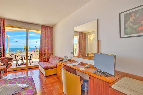 HOTEL OLIMPO - LE TERRAZZE 4* - Letojanni (ME) Con vista sulla Baia di Taormina